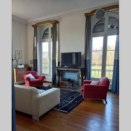 Willa 24 Du Mans. Chateau Aux Portes Du Circuit